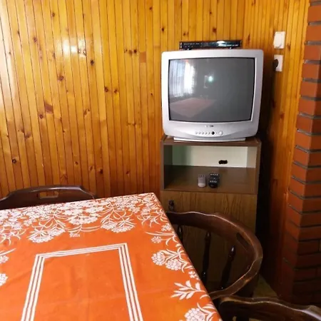 بيت للعطل Tolles In Fonyd Mit Terrasse, Grill Und Garten