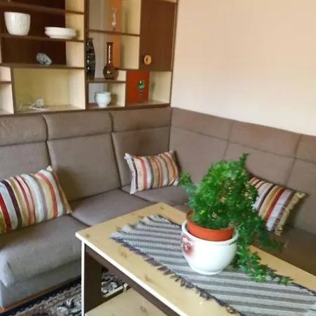 Tolles In Fonyd Mit Terrasse, Grill Und Garten Holiday home *